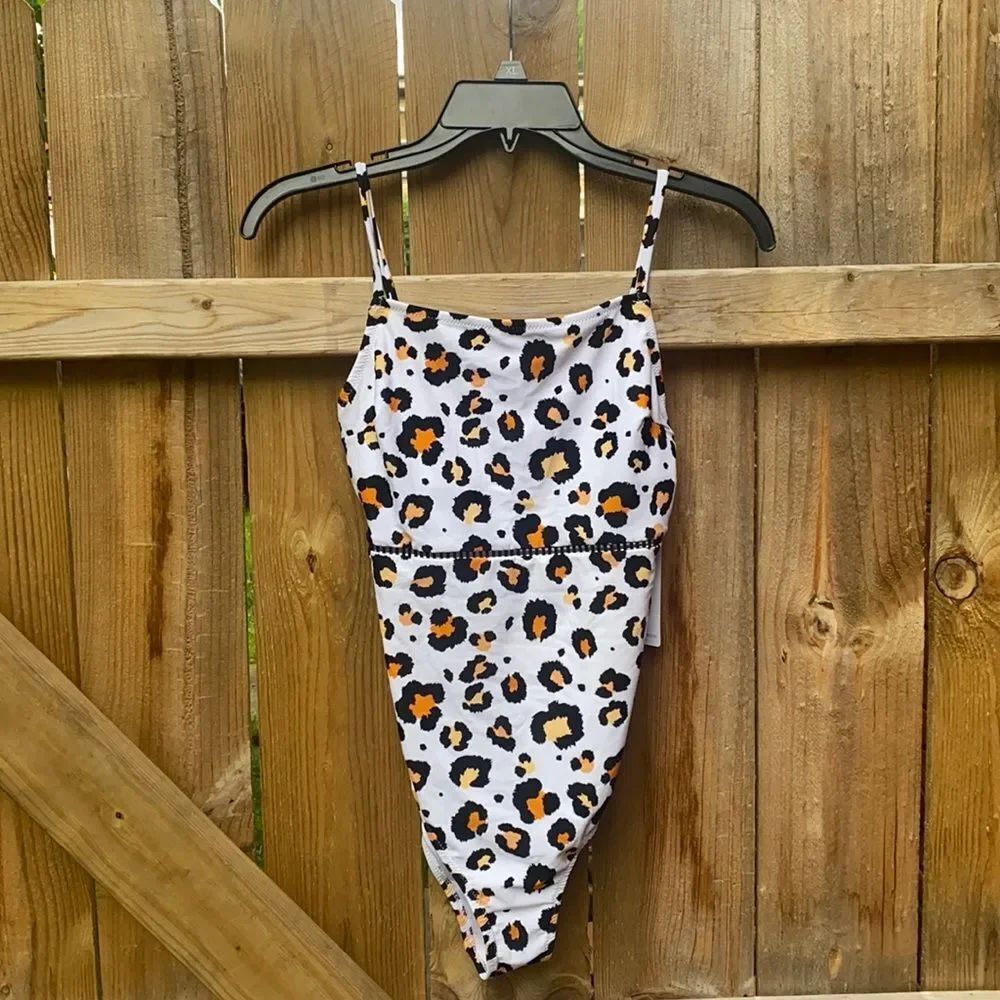 Leopard print swimsuit sz. S